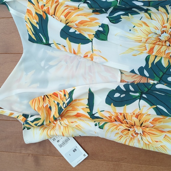 Zara XS summer/spring jumpsuit - Picture 3 of 4